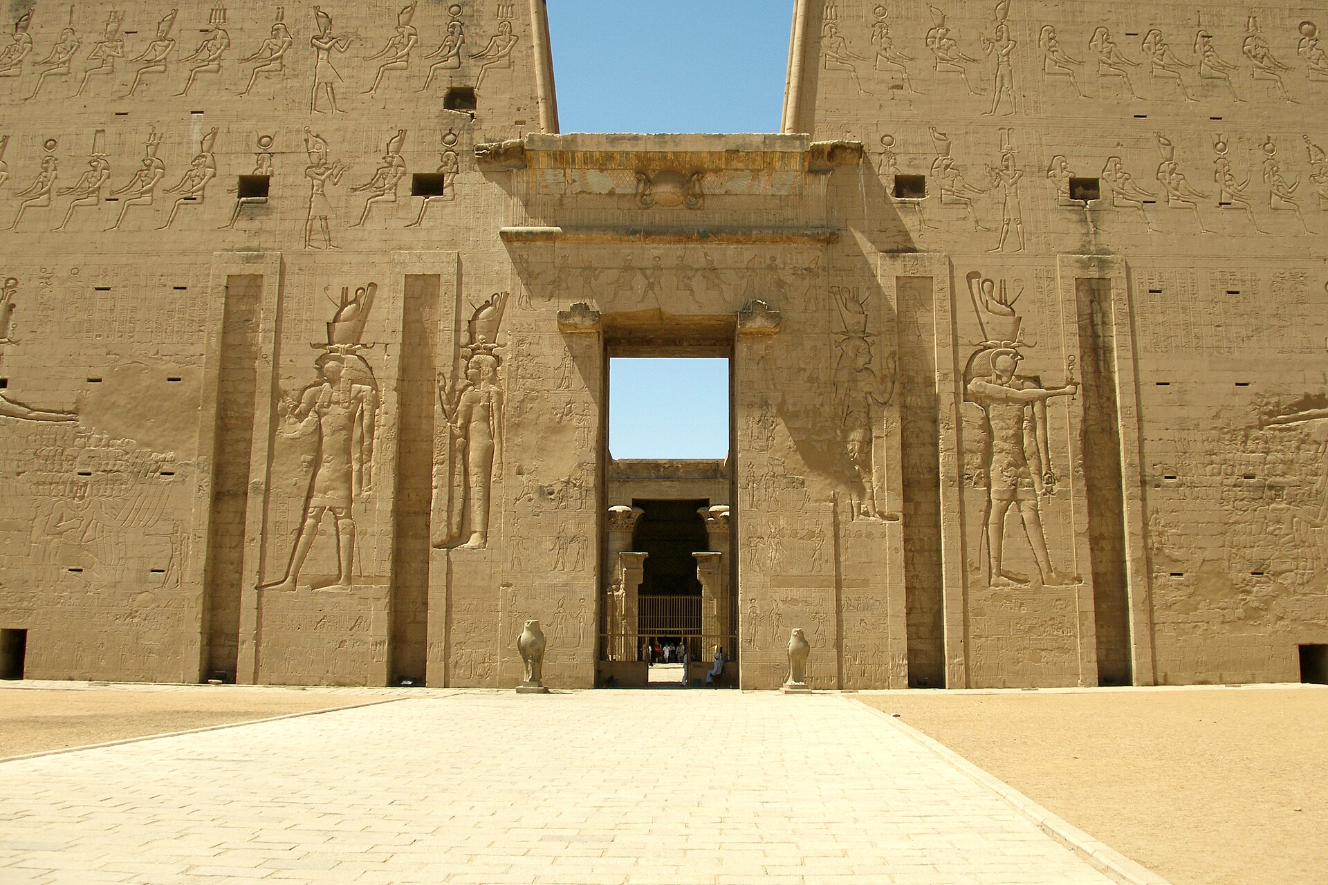 Edfu pylon